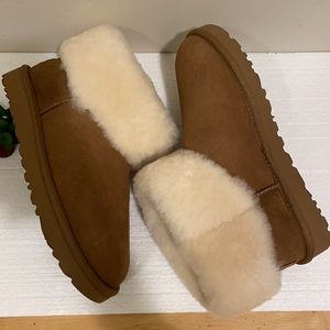 UGG Classic Mini Fluff Boot size 7